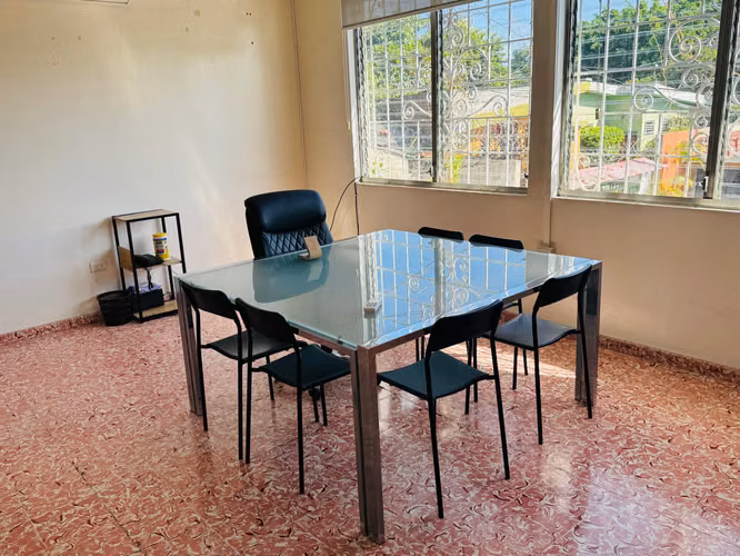 SE RENTA OFICINA EN SAN SALVADOR