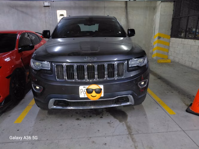 Jeep Grand cherokee de agencia - Imagen 4