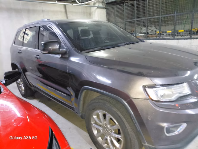 Jeep Grand cherokee de agencia - Imagen 2