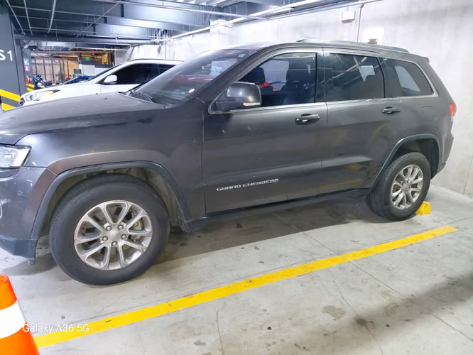Jeep Grand cherokee de agencia