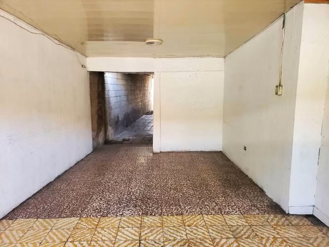 # SE ALQUILA PARA BODEGA # UBICACIÓN CÉNTRICA # 