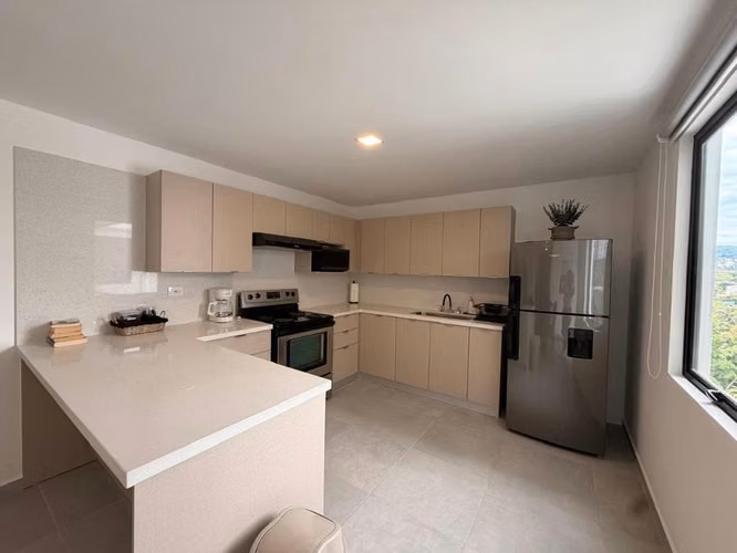 APARTAMENTO NUEVO TOTALMENTE AMOBLADO EN ALQUILER – COLONIA SAN BENITO - Imagen 4