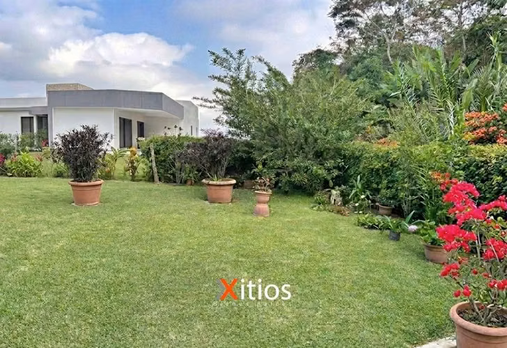 Preciosa casa de un nivel en Residencial Los Sueños! - Imagen 2