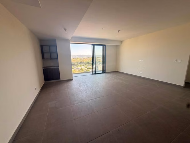 SE ALQUILA APARTAMENTO EN 8.VII HOMES – COLONIA ESCALÓN - Imagen 4