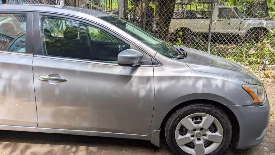 Vendo Nissan Sentra 2014 - Imagen 6