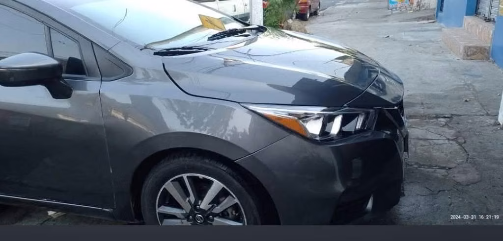 Nissan versa 2020