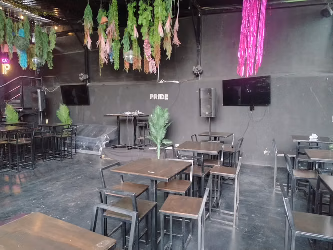 SE ALQUILA O SE VENDE PROPIEDAD EN LA COLONIA ESCALON, IDEAL PARA RESTAURANTE, BAR Y OFICINAS , IDEAL PARA PROYECTO URBANISTICO EN LA ZONA - Imagen 5