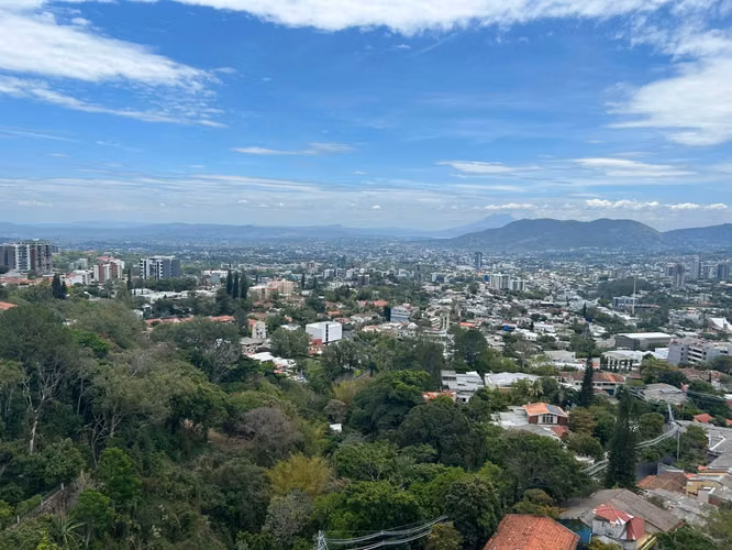 APARTAMENTO EN ALQUILER EN TORRE ELITE COLONIA ESCALON - Imagen 9