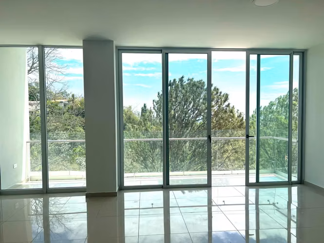 APARTAMENTO EN ALQUILER EN TORRE ELITE COLONIA ESCALON