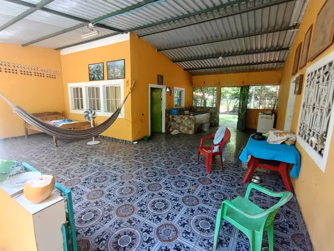 METALIO, VENDO CASA TIPO DE CAMPO CON PISCINA A 5 MINUTOS DE LA PLAYA