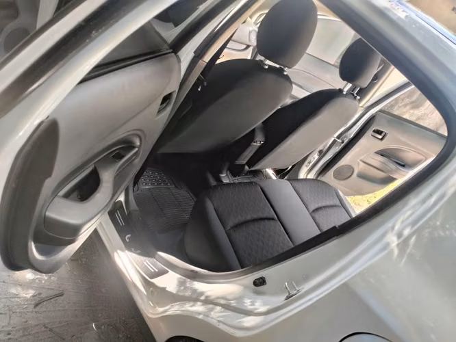 Mitsubishi Mirage Hatchback 2024 (estándar) 21000 millas - Imagen 2