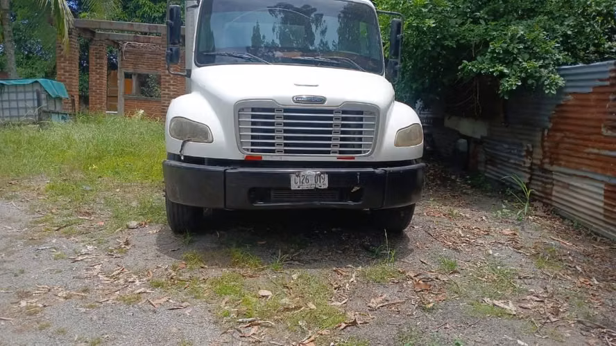 Freightliner M2