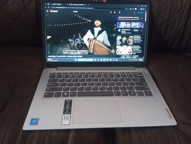 Laptop lenovo
