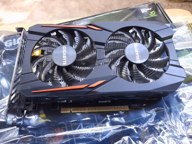 GeforceGTX1050TiversionOC/4GBGDDR5/768nucleos
