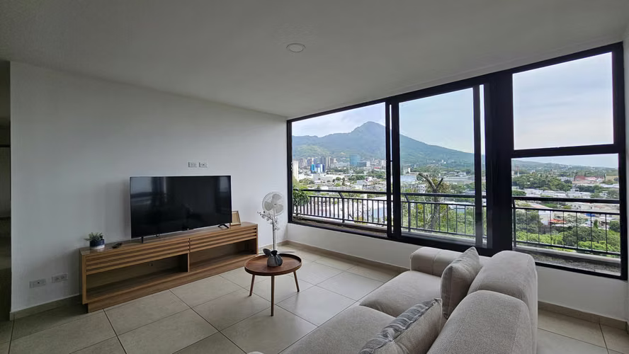 Venta de apartamento en La Mascota, Torre Tre Lum