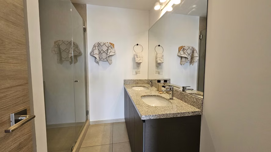 Venta de apartamento en La Mascota, Torre Tre Lum - Imagen 10
