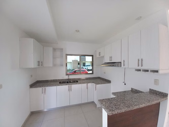 Casa 3 habitaciones Las Pergolas
