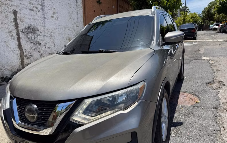 Nissan Rogue SV 2018 - Imagen 5