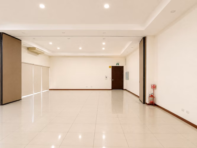 Soyapango – Montecarmelo, oficinas + almacenaje en alquiler. - Imagen 6