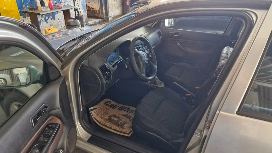 Jetta 2001 A4 2.0 - Imagen 3