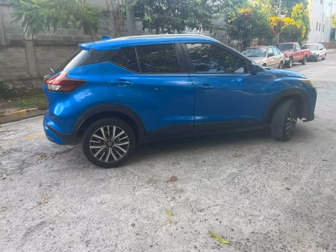Nissan kicks SV 4x2 bolsas de aire buenas 2021 - Imagen 2