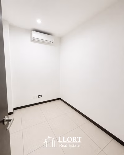Edificio en ALQUILER en Parte Alta de Col. Escalón, ideal para oficinas administrativas, despachos, etc. - Imagen 9