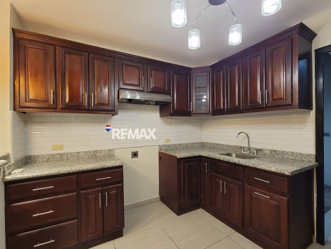 RESIDENCIAL CUSCATLÁN | CASA EN ALQUILER | MODERNA | 4 HABITACIONES - Imagen 4
