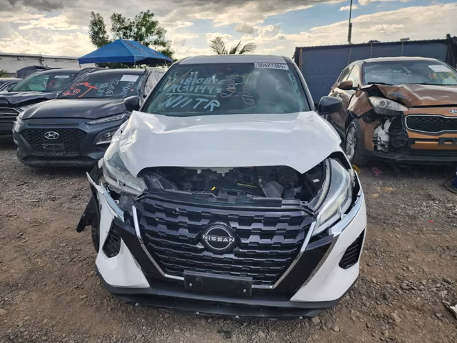 NISSAN KICKS SV 2024 YA EN ADUANA - Imagen 2