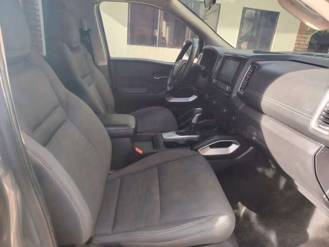 NISSAN FRONTIER DOBLE CABINA  2022 , 4X4,PIÑON DE MONTAÑA,BOLSAS BUENAS  ,BOTON DE ENCENDIDO, SI VE EL ANUNCIO ES PORQUE SI ESTA DISPONIBLE