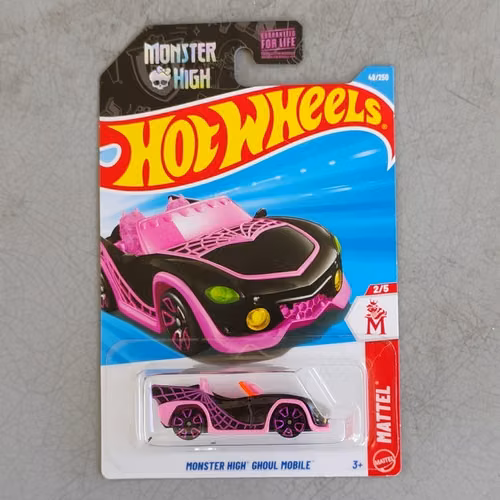 Hot Wheels Monster High Ghoul Mobile Black.
