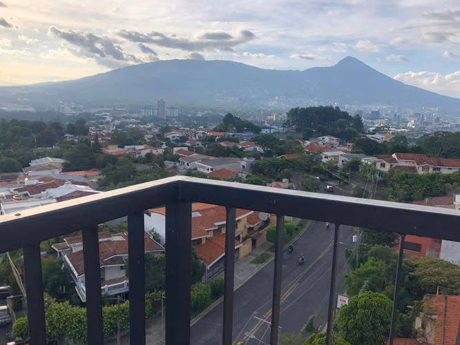 APARTAMENTO en CONDOMINIO CUMBRES (Cumbres de la Esmeralda)