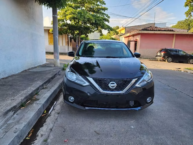 Nissan Sentra SV 2019 - Imagen 2