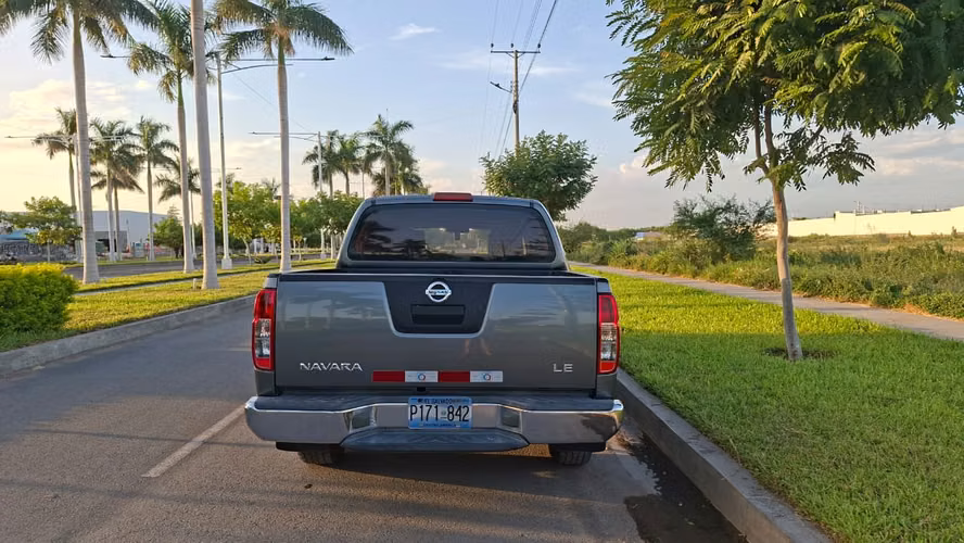 Nissan Navara 2011 - Imagen 1
