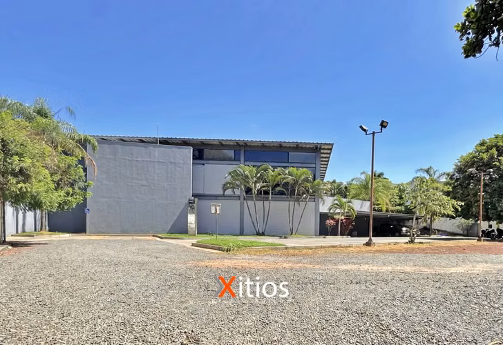 Alquiler de Edificio en Colonia San Benito