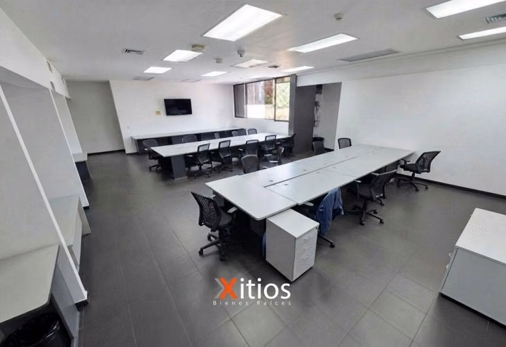 Alquiler de edificio corporativo en San Benito!! - Imagen 3