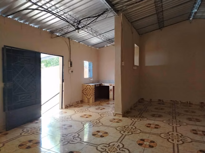Casa recién remodelada - Imagen 5