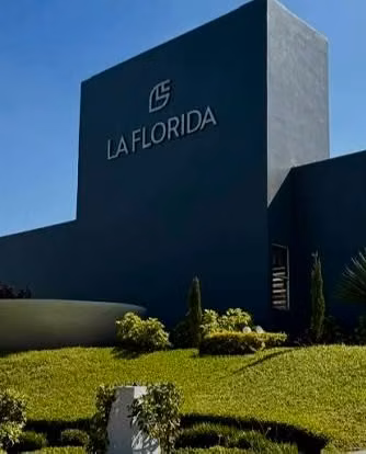 Hermosa Casa Amueblada en Residencial La Florida - Imagen 7