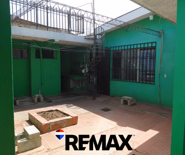 EN VENTA! Propiedad de gran amplitud en Barrio San Antonio, Ahuachapán - Imagen 6