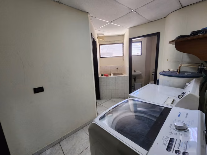 APARTAMENTO EN VENTA EN TORRE SAN BENITO NIVEL ALTO - Imagen 10
