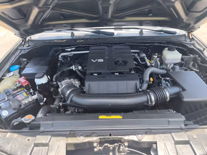 NISSAN FRONTIER DOBLE CABINA 2021 , 4X4,PIÑON DE MONTAÑA,BOTON DE ENCENDIDO,BOLSAS FRONTALES BUENAS, SI VE EL ANUNCIO ES PORQUE SI ESTA DISPONIBLE - Imagen 10