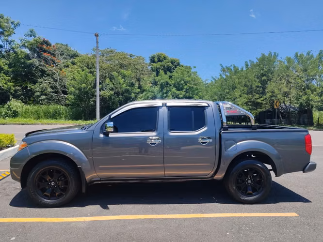 NISSAN FRONTIER DOBLE CABINA 2021 , 4X4,PIÑON DE MONTAÑA,BOTON DE ENCENDIDO,BOLSAS FRONTALES BUENAS, SI VE EL ANUNCIO ES PORQUE SI ESTA DISPONIBLE - Imagen 5