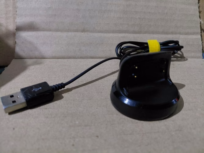 Cargador samsung gear fit - Imagen 2