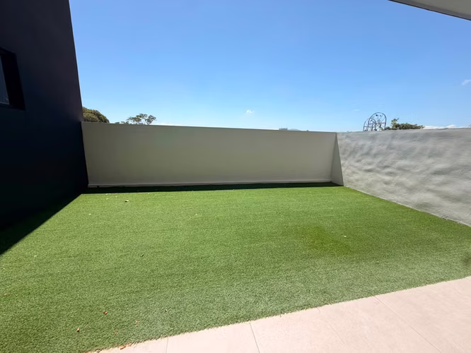 SE ALQUILA APARTAMENTO TORRE TRIU ESCALON, de primer nivel con jardín - Imagen 8
