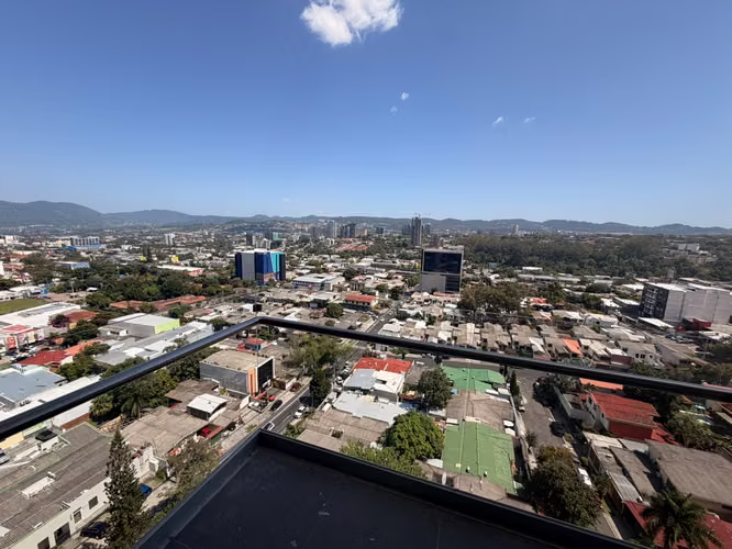SE ALQUILA APARTAMENTO 8.VII HOMES ESCALÓN, tiene 120 m² - Imagen 3