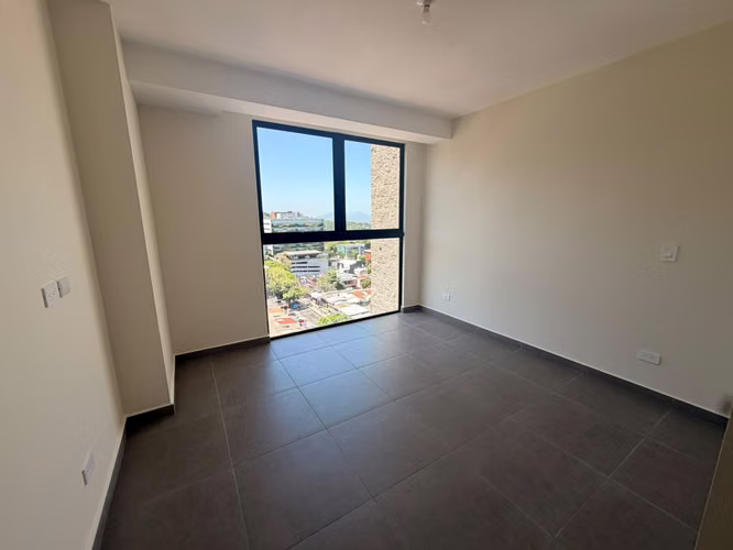 SE ALQUILA APARTAMENTO 8.VII HOMES ESCALÓN, tiene 120 m² - Imagen 12