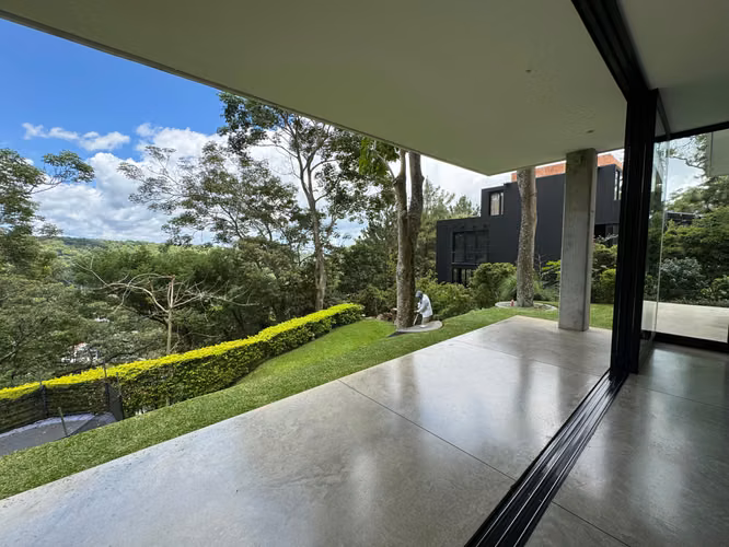 SE VENDE CASA VILLA TUSCANIA, SUPER MODERNA CON VISTA, tiene 1,800 v2 - Imagen 10