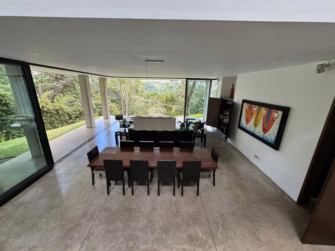 SE VENDE CASA VILLA TUSCANIA, SUPER MODERNA CON VISTA, tiene 1,800 v2 - Imagen 6