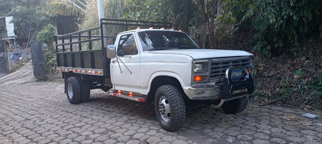 se vende ford 350 disel