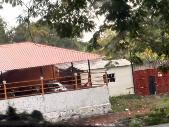 Remató vivienda 50 metros de carretera panamericana, moncagua, san Miguel