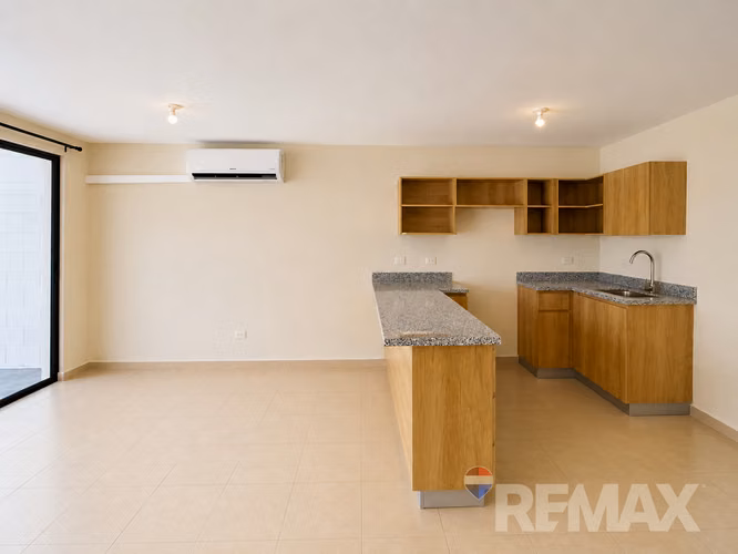 Casa nueva en alquiler en Paseo del Prado